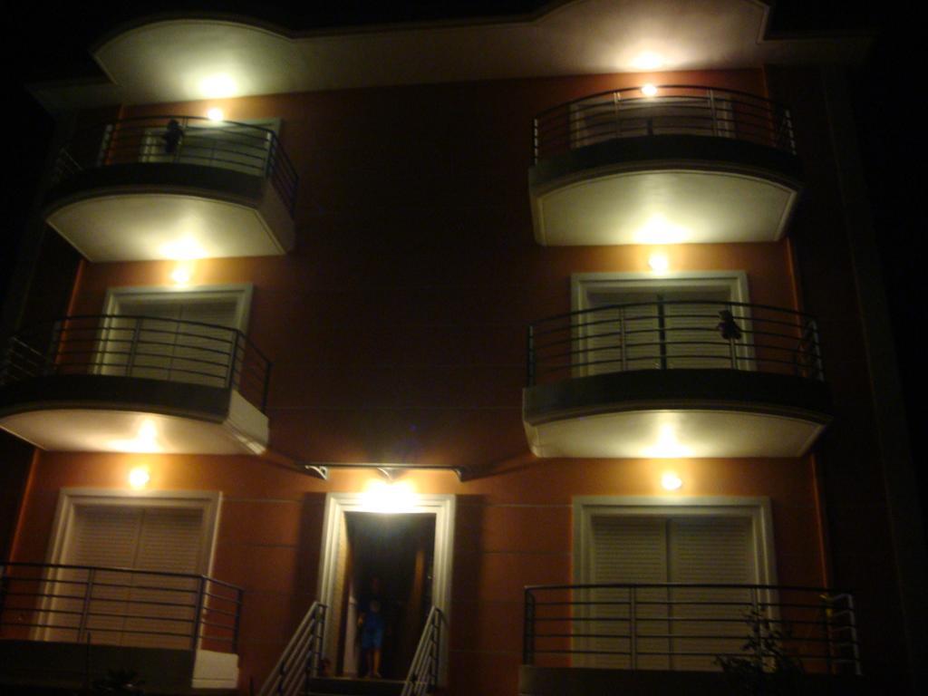 Apartments Vila Emiliano Borsh Buitenkant foto
